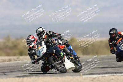 media/Dec-07-2025-CVMA (Sun) [[3e7d2de5dc]]/Race 8-Middleweight Shootout/